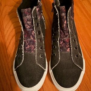 Blowfish Black and Purple Ankle Boots